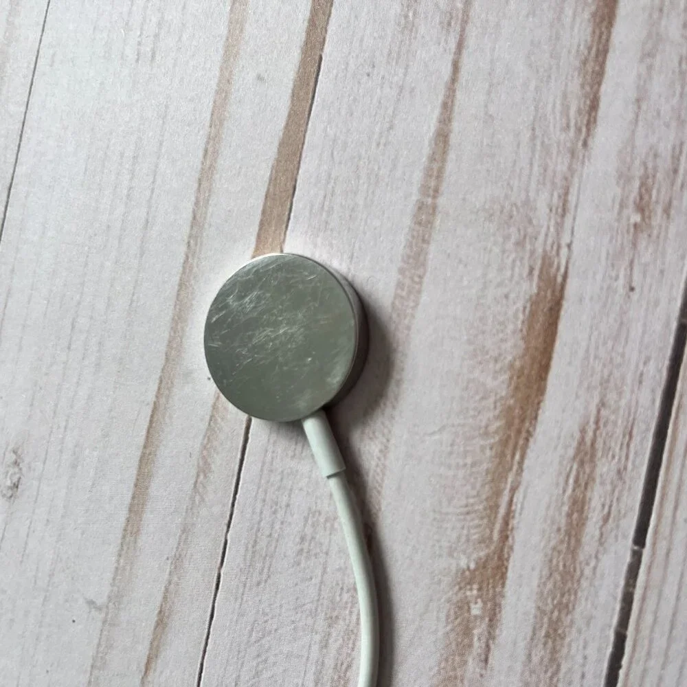 Apple Watch Magnetic Charging Cable - USB-A - Short Cable - 0.3 m / 0.9 ft.